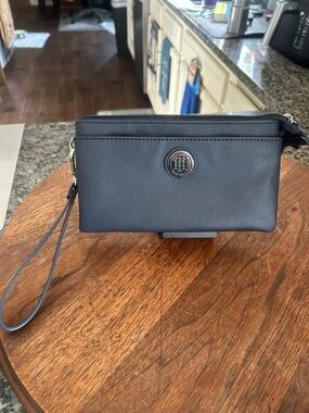Tommy Hilfiger Navy Blue Wristlet Wallet